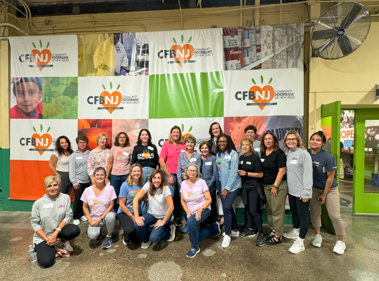 Women Fighting Hunger Volunteers at CFBNJ